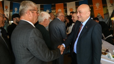 Gider: CHP kendi pisliğiyle uğraşsın, bizim işimiz çok