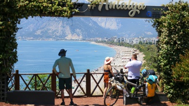 Antalya Sahillerinde Kurban Bayramı Yoğunluğu