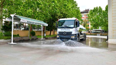 Esenyurt'ta bayram öncesi kapsamlı temizlik seferberliği