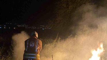 Kırıkhan'da Bahçe Yangını Kontrol Altına Alındı