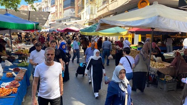 Kurban Bayramı Arifesinde Pazar Yoğunluğu