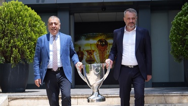 Trabzonspor Kupasını Müze'de Sergiliyor