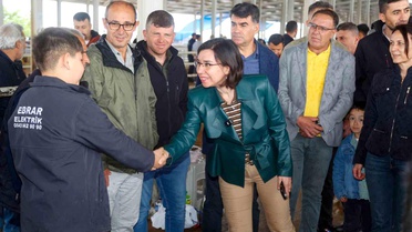 Uşak Belediye Başkan Vekili Özkan'dan hayvan pazarına bayram ziyareti