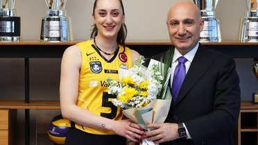 VakıfBank, efsane ismi Ayça Aykaç'a veda etti
