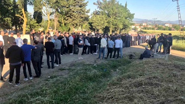 Edirne'de asırlık bayramlaşma geleneği yaşatıldı: Yüzlerce kişi aynı anda bayramlaştı