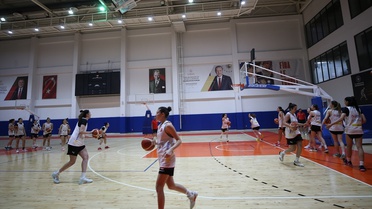 Ümit Kız Basketbol Takımı Kampı