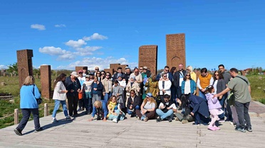 Ahlat'ta Kurban Bayramı Ziyaretçi Akını