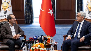 AK Parti ve DEM Parti bayramlaştı