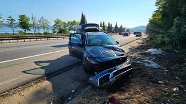 Otoyolda Kaza: 3 Yaralı