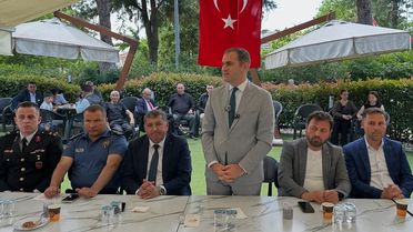 Bayındır'da bayramlaşma coşkusu