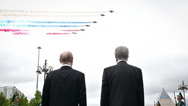 Tokayev ve Putin'den Dostluk Bildirisi