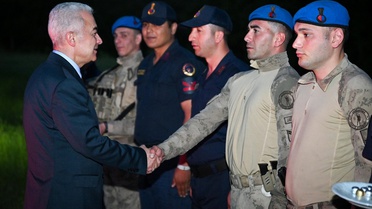 Vali Turan, Jandarma ile Bayramlaştı