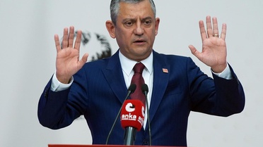 'Makam aracı' tartışmasında Özel'den zehir zemberek sözler: Kılavuzu karga olanın...