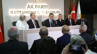 Yumaklı: 24 Yıldır Vatandaşın Yanındayız