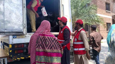 Türk Kızılay'ı Pakistan'da Kurban Dağıtımına Başladı