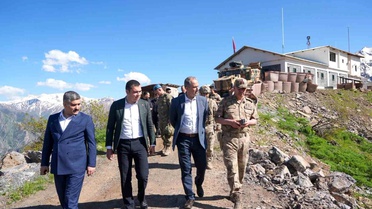 Vali Taşyapan Güvenlik Güçlerini Ziyaret Etti