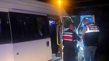 Akyazı'da tabancalı kavga: 2 yaralı