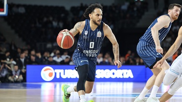 Anadolu Efes Yarı Finale Yükseldi