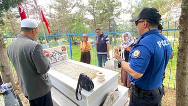 Besni Kaymakamı'ndan şehit ve gazi ailelerine bayram ziyareti