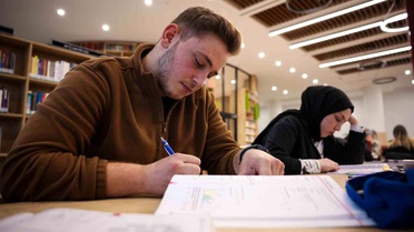Kütüphanelerin çalışma günlerine sınav ayarı