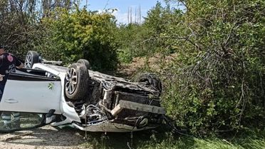 Afyonkarahisar'da Otomobil Devrildi: 4 Yaralı