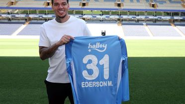 Ederson 31 numarayı bırakıyor