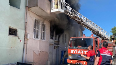 Yalvaç'ta Yangında 6 Kişi Kurtarıldı
