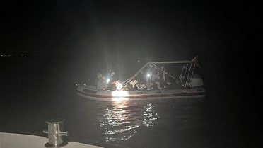 İzmir'de 17 Düzensiz Göçmen Kurtarıldı