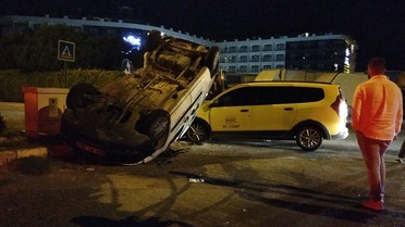 Antalya'da Ters Dönen Araçta Yaralı Yok