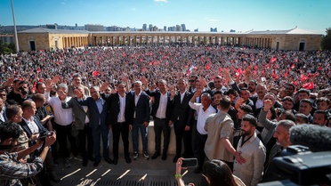 Kritik mitingde gövde gösterisi: Taraflarını belli eden milletvekilleri oradaydı