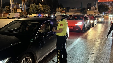 Adana'da Trafik Denetimi: 126 Ceza, 8 Araç Men