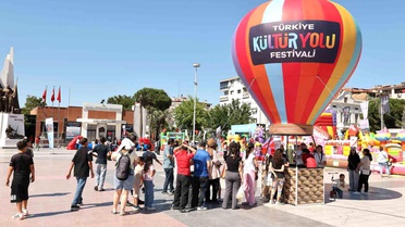 Manisa Kültür Yolu Festivali Başladı