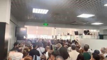 Kurban Bayramı'nda Sarp Sınır Kapısı'nda Yoğunluk