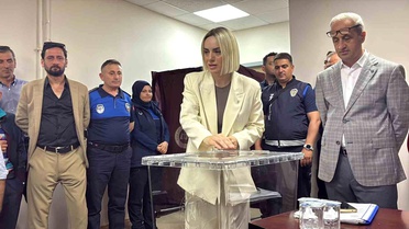 Akçakoca Belediyesi başkan vekili Alev Ünal oldu