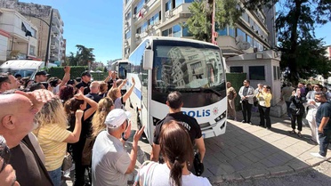 Buca Belediyesine yolsuzluk operasyonunda şüpheliler hastaneye sevk edildi