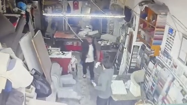 Sarıyer'de yemek borcunu isteyen komşusunu silahla tehdit etti: 'Hepinizi vuracağım' / Ek bilgiyle