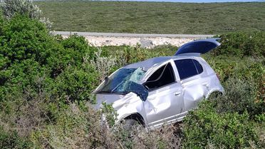 Aydın'da şarampole devrilen otomobildeki 2 kişi öldü