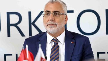 Bakan Işıkhan İsviçre'de Türk STK'larla buluştu