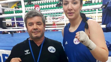 Elazığ Belediyespor boksörü Nildanur milli takım kampına davet edildi