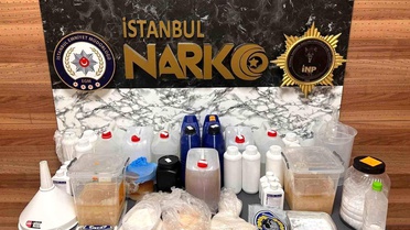 Bayrampaşa'da Uyuşturucu Operasyonu: 30 Kilo Metamfetamin Ele Geçirildi