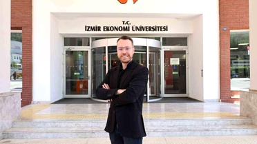 Dr. Umut Can Adısönmez'e Prestijli Ödül