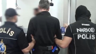 Türkiye'de yakalanan uyuşturucu kartelinin kilit ismi Hollanda'ya iade edildi