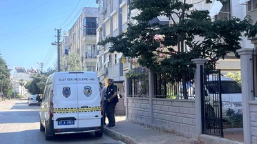 Antalya'da 34 yaşındaki genç evinde ölü bulundu