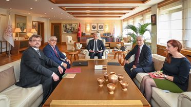 Bakan Ersoy, Rus Büyükelçi Verşinin ile Görüşti