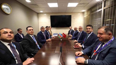 Bakan Işıkhan Cenevre'de İkili Görüşmelerde Bulundu