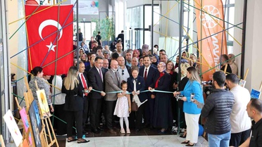 Kocasinan Akademileri'nden görkemli yıl sonu sergisi
