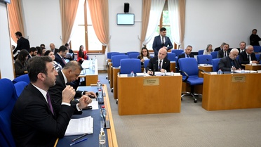 Emniyet Teşkilatına Yönelik Kanun Teklifi Görüşülüyor