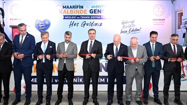 Erzurum'da Mesleki Eğitim Fuarı Açılışı
