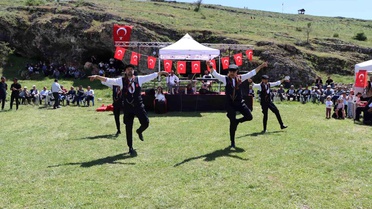 Eskişehir'de Bahar Şenliği ve Şalvar Gecesi coşkusu