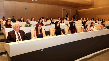 Gençler Nilüfer'de geleceğe hazırlanıyor